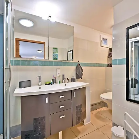 Apartment Douceur Di'vignes - Appt Avec Piscine Rosières